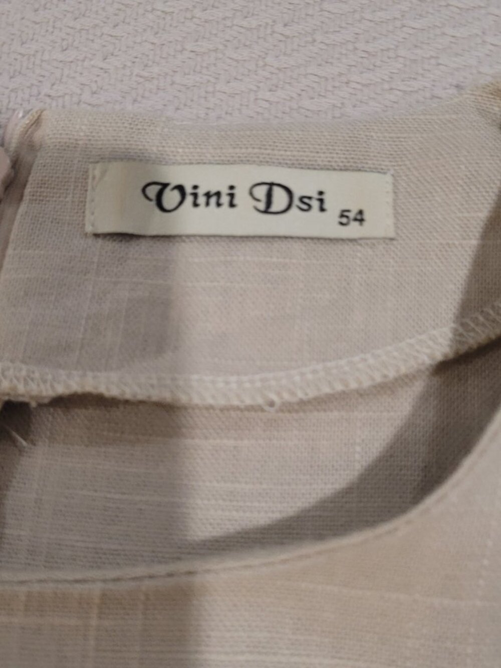 Vintage beige Linen Dress. Made Poland Size 16 - Picture 2 of 5